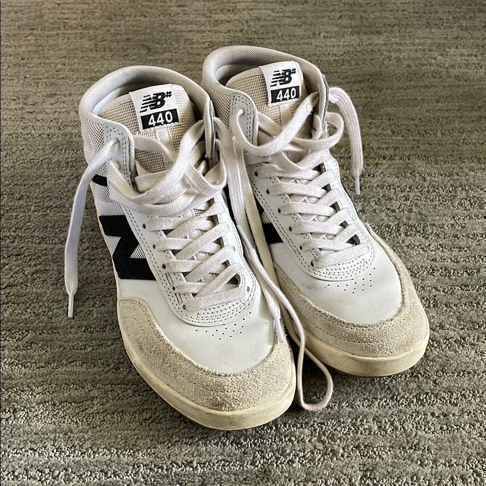New Balance 440 Numeric Cream and Black